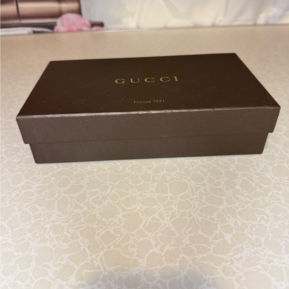 Gucci Embossed Wallet Box - Picture 2 of 2